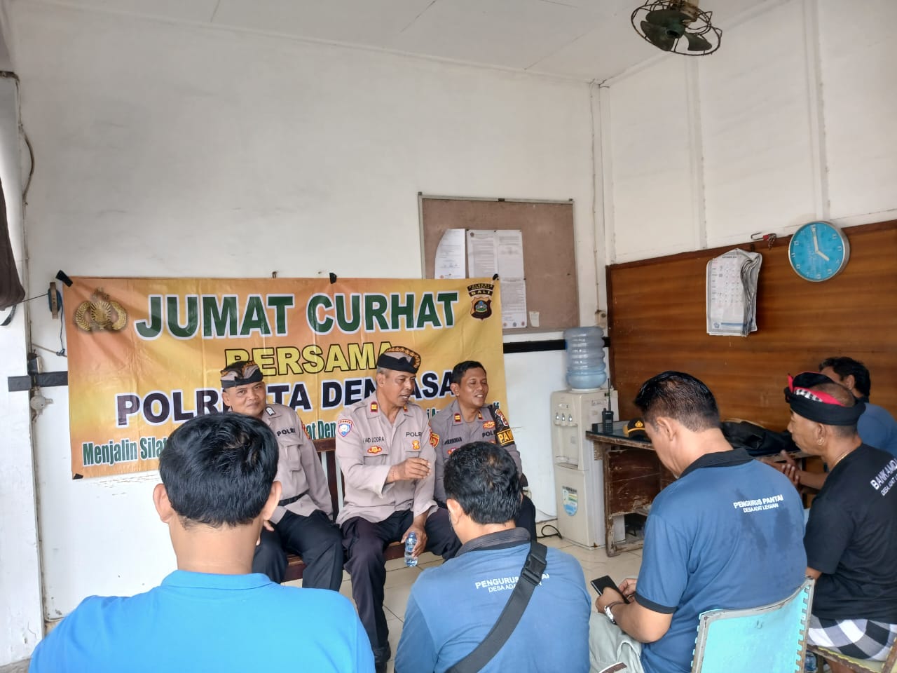 Jum&amp;039at Curhat Polresta Denpasar di Pos Satgas Pantai Legian, Ajak Masyarakat Jaga Kamtibmas