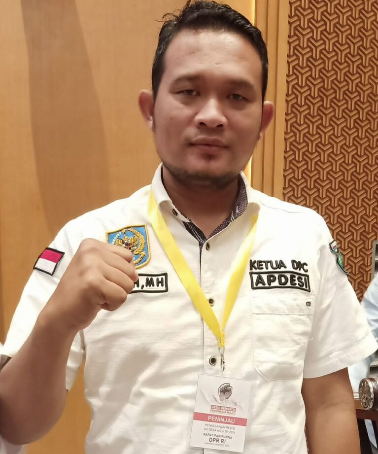 Ketua DPC Apdesi Pringsewu JEVI HARDI SOPYAN S.H.M.H Mengucapkan Selamat Atas Terpilihnya H.Riyanto Dan Umi Laila