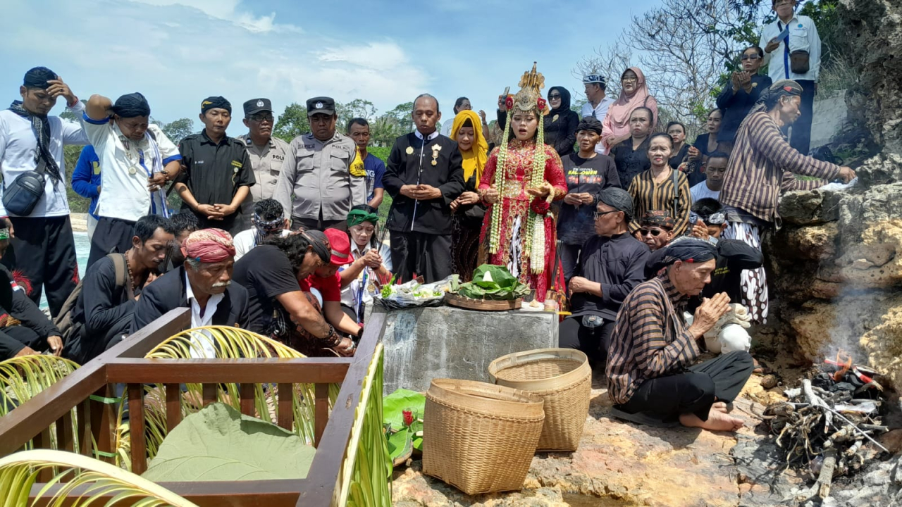 Peran TNI AU dan Polri Menjaga serta melestarikan Budaya Nusantara