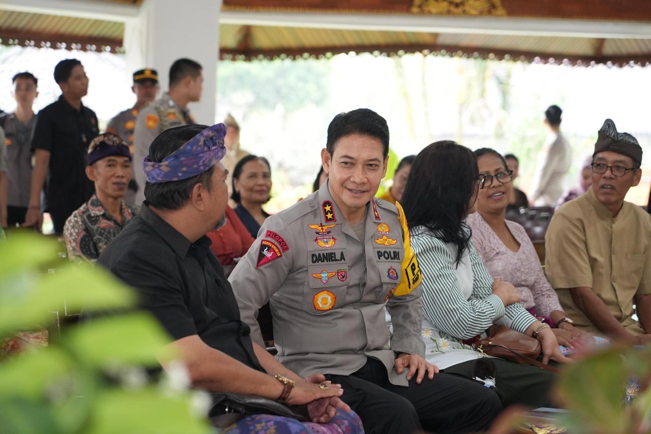 Polda Bali Gelar Jumat Curhat di Gereja GKPB PNIEL Blimbingsari