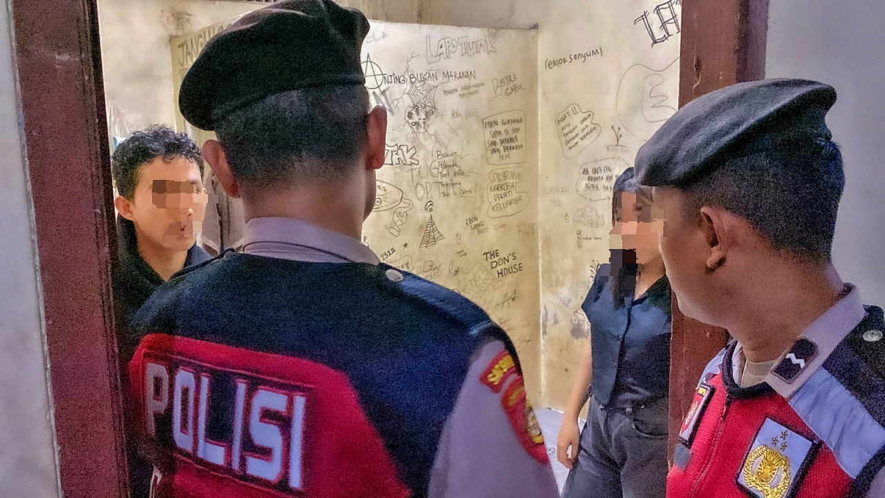 Razia Kost di Pringsewu Timur, Empat Pria dan Dua Wanita Diamankan Polisi