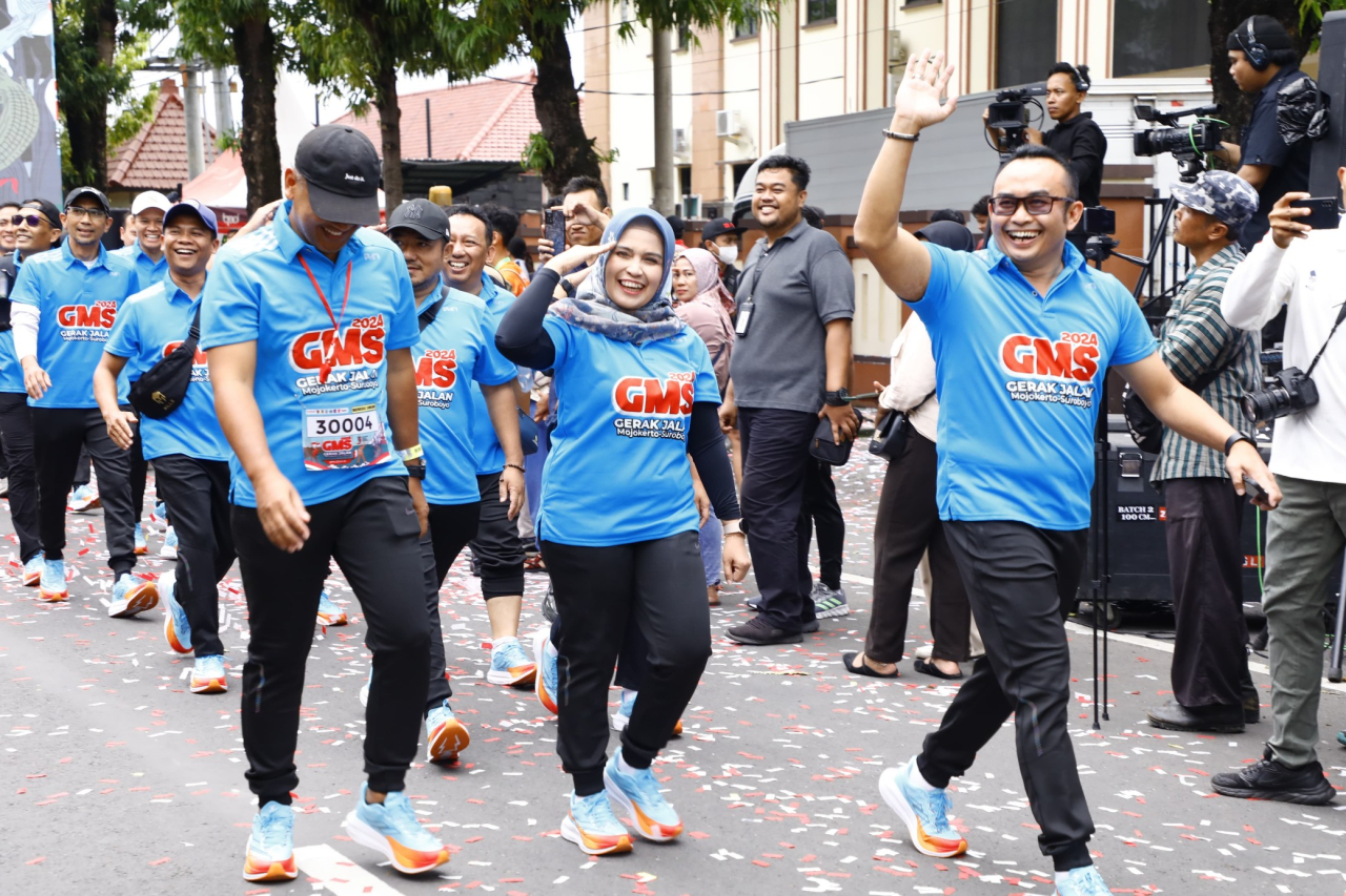 6.596 Peserta Ikuti Gerak Jalan Mojokerto-Surabaya, Pj. Gubernur Adhy: Napak Tilas Perjuangan Kemerdekaan Bangsa