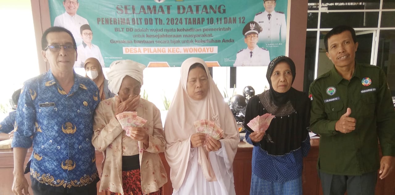 Realisasikan Program Pemerintah, Pemdes Pilang Salurkan BLT-DD Akhir Tahun 