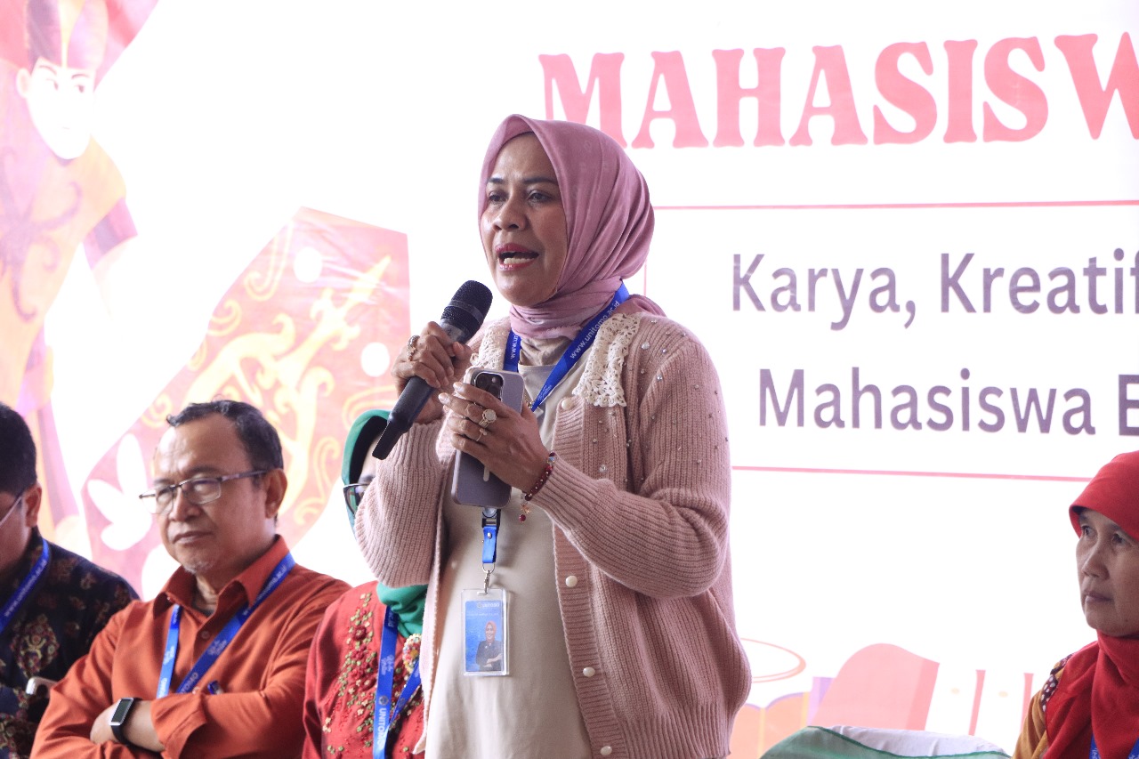 PSKU Unitomo Sukses Gelar Expo Kewirausahaan Mahasiswa Tampilkan Inovasi Kreatif