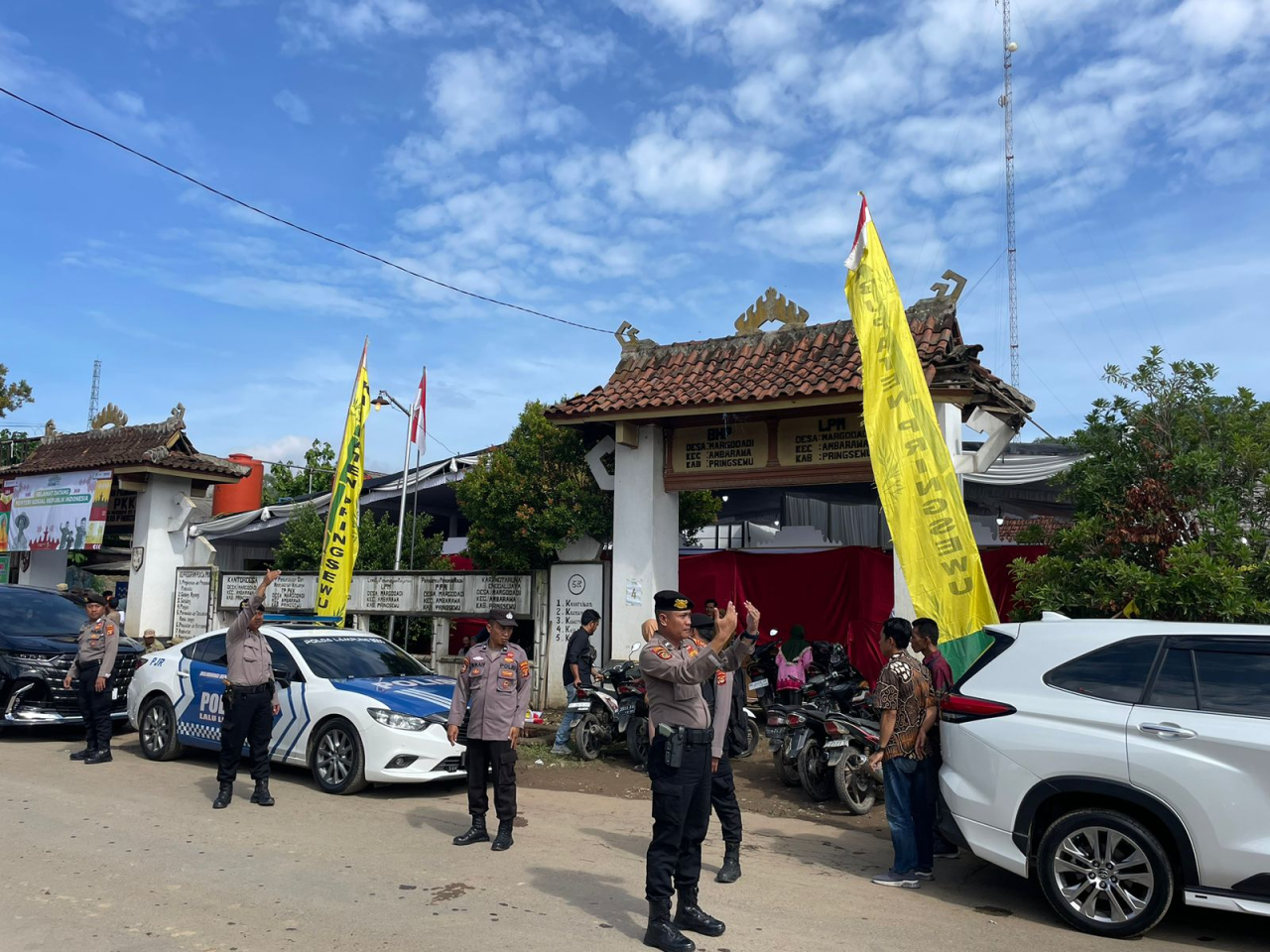 Polres Pringsewu Amankan Kunjungan Kerja Menteri Sosial RI di Kabupaten Pringsewu