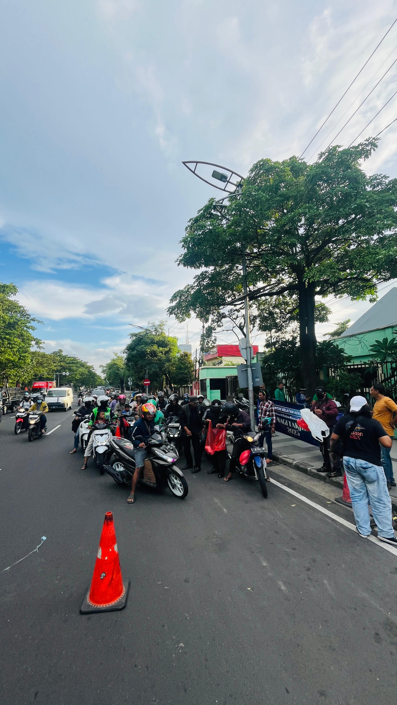 Komunitas SELKER Gelar Baksos Ramadhan