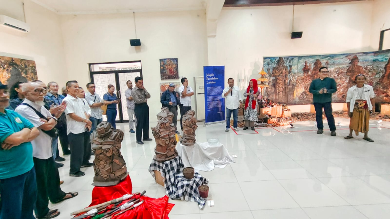 Angkat Budaya Leluhur, PWI Jatim Gelar Pameran Lukisan Jansen Jasien