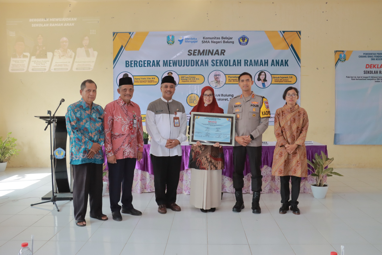 Kapolres Jember Hadir Seminar dan Deklarasi Sekolah Ramah Anak, Di SMAN Balung